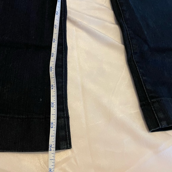 *SOLD* Sz. 25 Le Chateau Womans jean - Picture 4 of 6